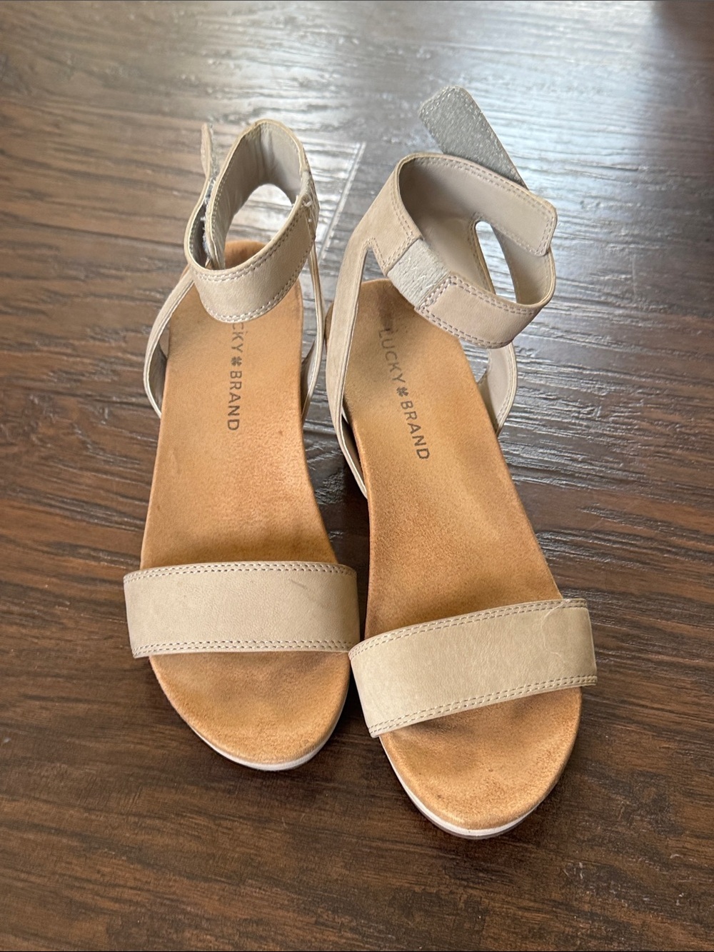 Lucky Brand Women's Tan Ankle-Strap Sandals